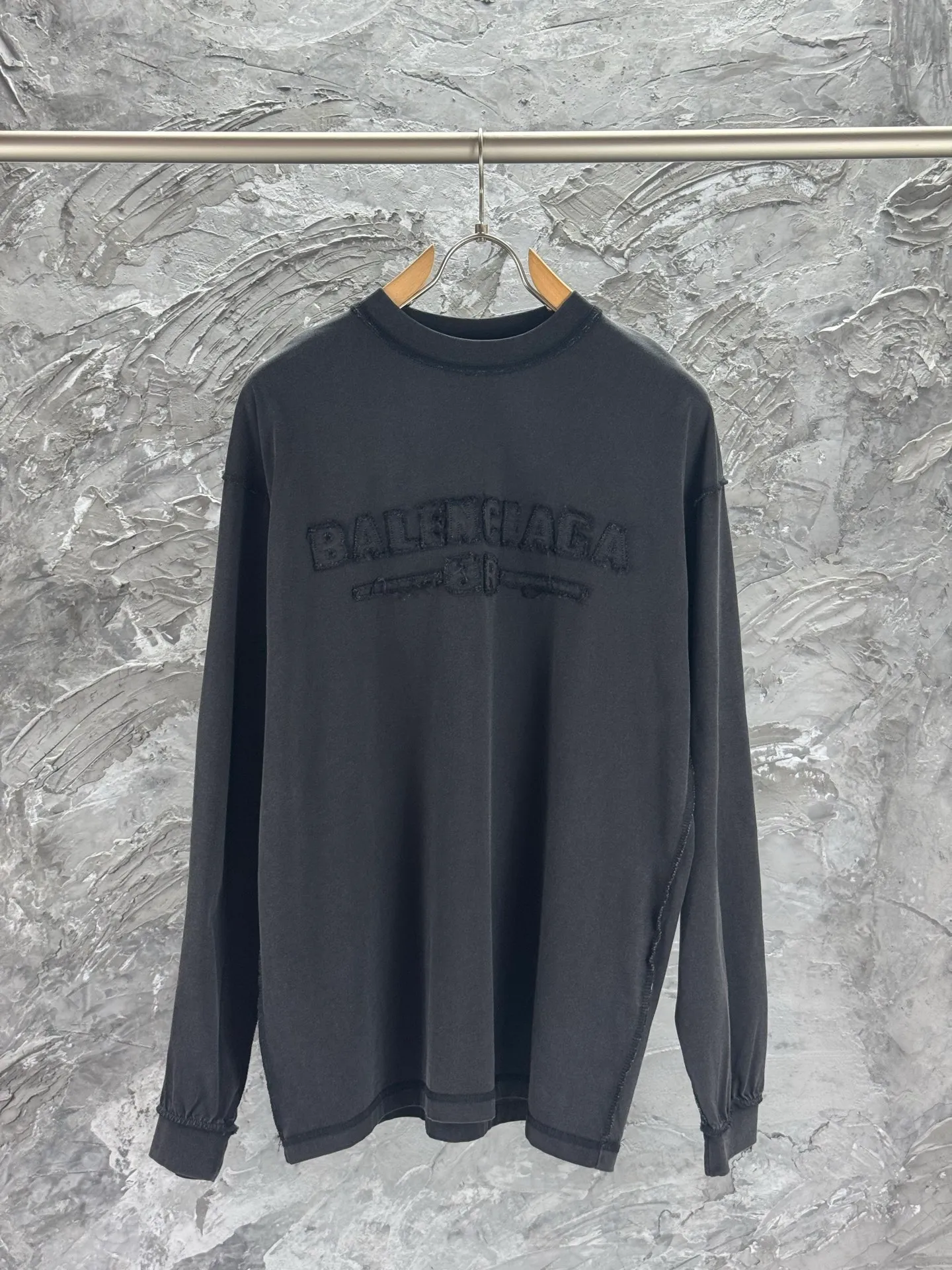 BALENCI*GA 25 . . . . . . 280g . . OS Same Style -Color： -SIZE：Xs S M L 8636